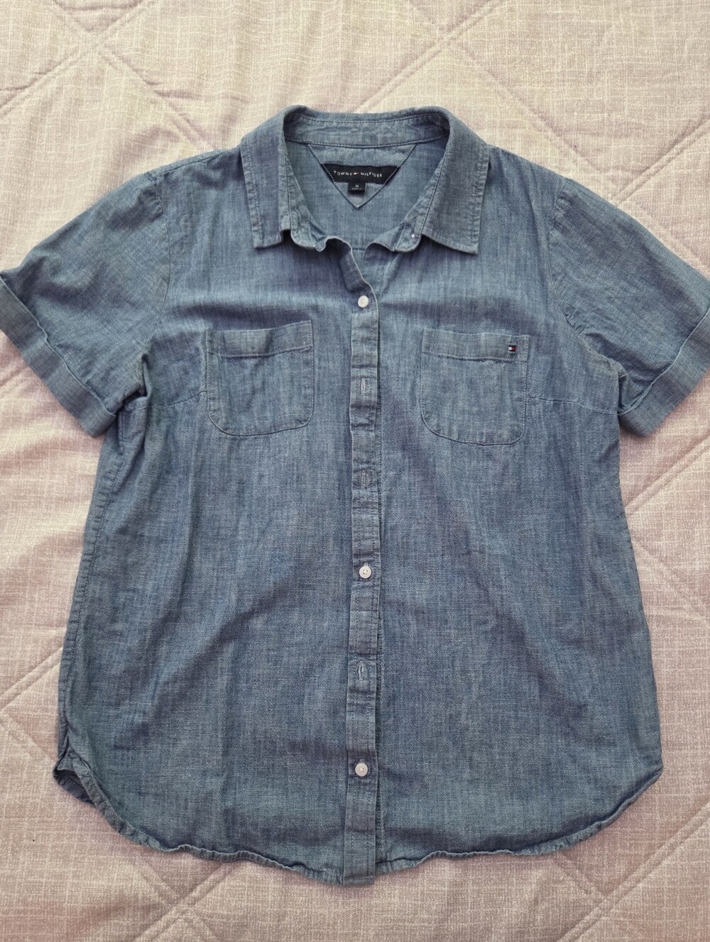 🔷️ Tommy Hilfiger Lightweight Blue Short-Sleeve Button-Down Shirt Size Medium